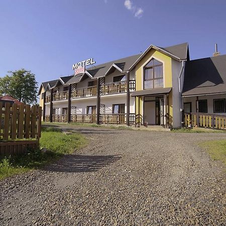 Motel Pod Stromisom Vlachovo Exterior foto