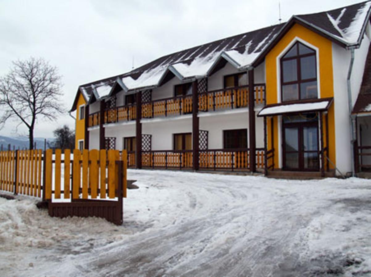 Motel Pod Stromisom Vlachovo Exterior foto
